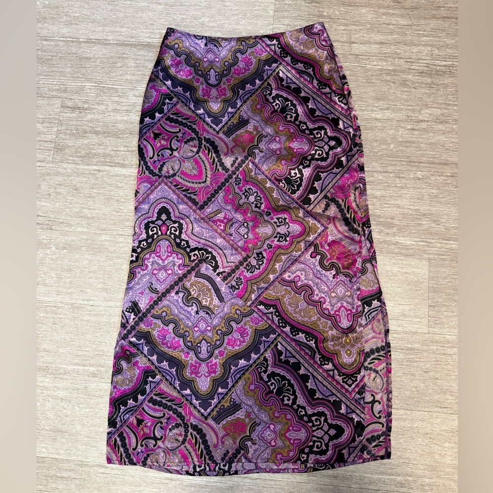 Tracy Evan’s Limited Women's Purple Paisley Midi Skirt